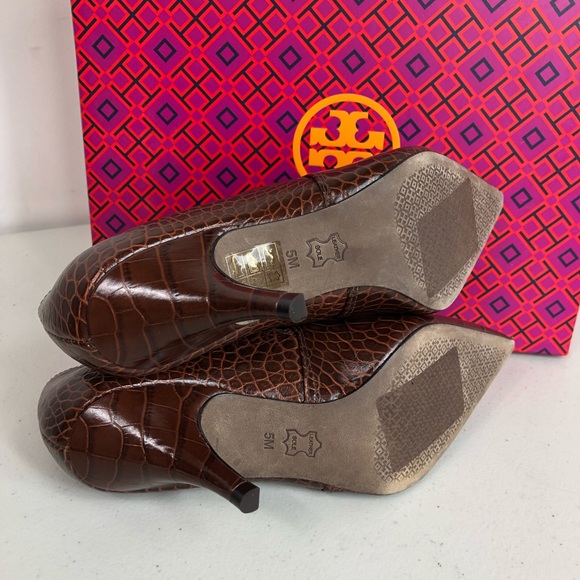 Tory Burch Brown Ankle Boots Size 5M - Picture 8 of 8